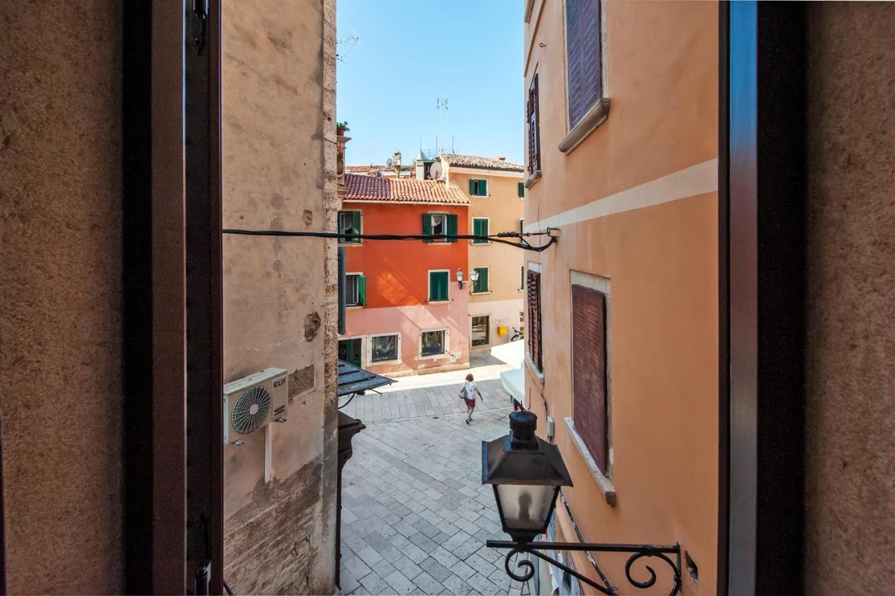 Apartments Casa De Amicis โรวีน ภายนอก รูปภาพ