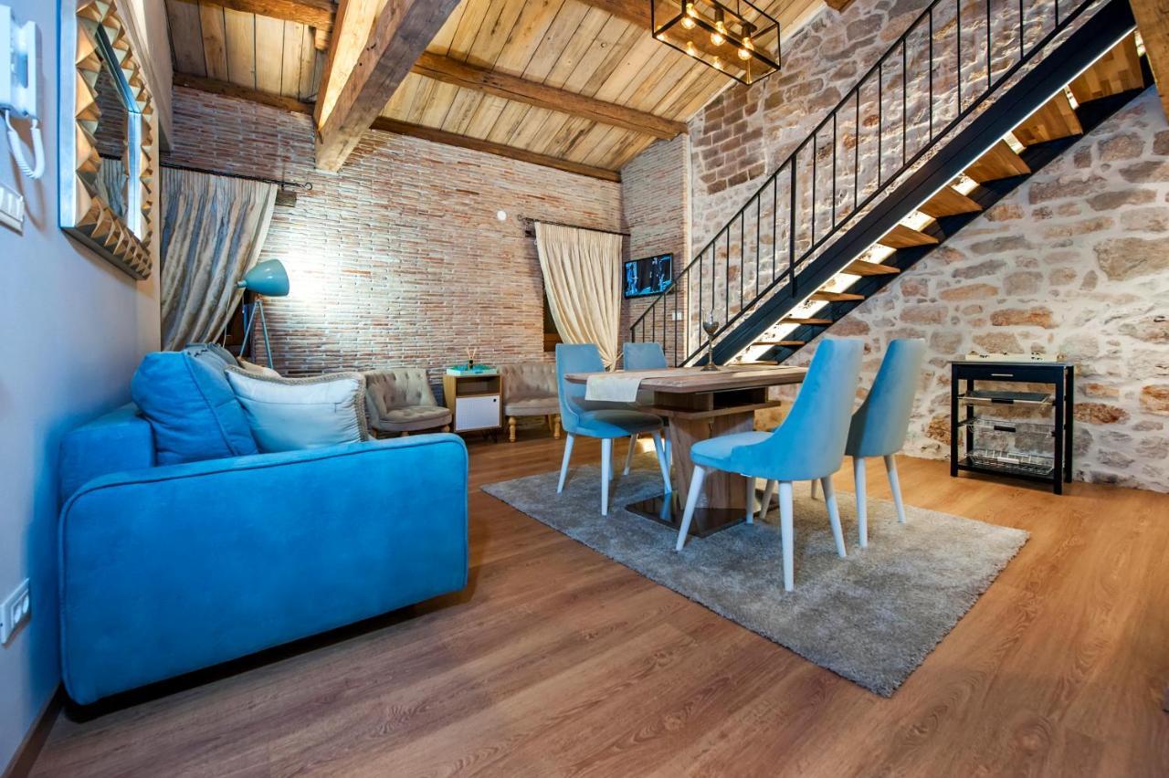 Apartments Casa De Amicis โรวีน ภายนอก รูปภาพ