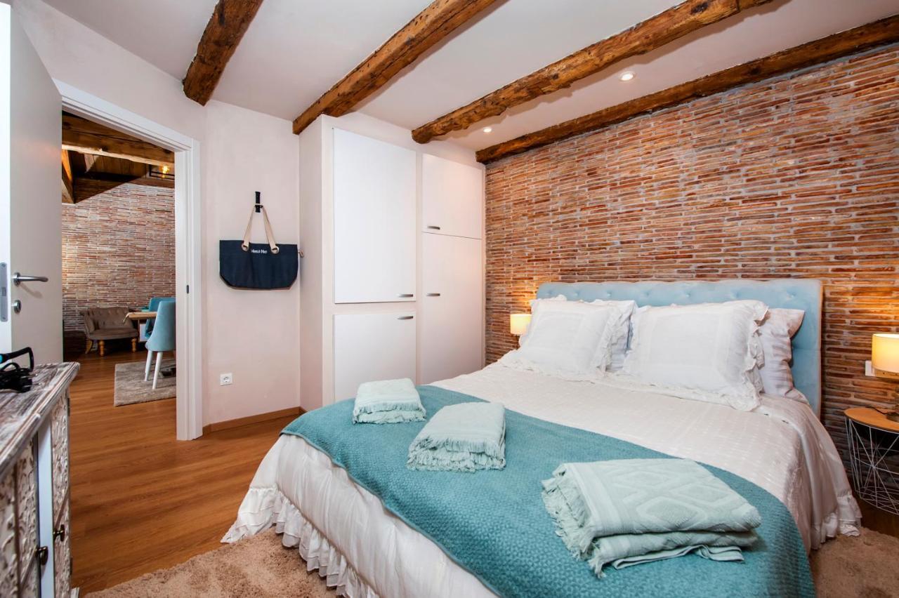 Apartments Casa De Amicis โรวีน ภายนอก รูปภาพ