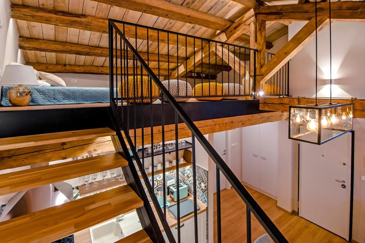 Apartments Casa De Amicis โรวีน ภายนอก รูปภาพ