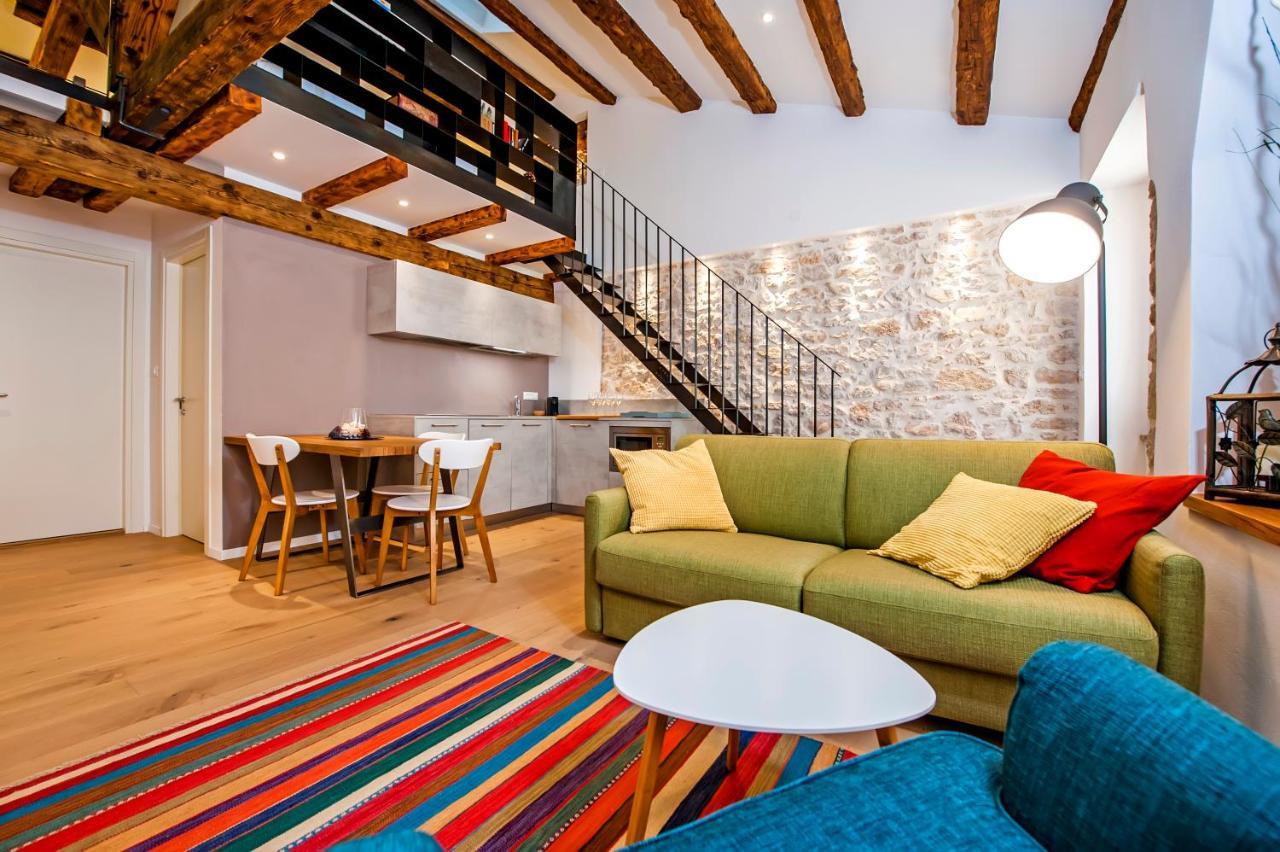 Apartments Casa De Amicis โรวีน ภายนอก รูปภาพ